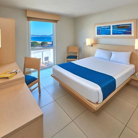 City Express By Marriott Manzanillo Exteriör bild